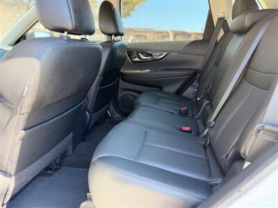 2017 Nissan Rogue SL   - Photo 12 - Oshawa, ON L1H 3M2