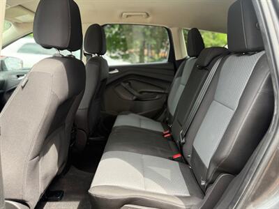 2017 Ford Escape SE  AWD - Photo 10 - Oshawa, ON L1H 3M2