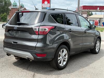 2017 Ford Escape SE  AWD - Photo 6 - Oshawa, ON L1H 3M2