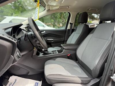 2017 Ford Escape SE  AWD - Photo 7 - Oshawa, ON L1H 3M2