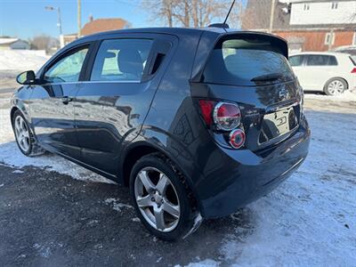 2015 Chevrolet Sonic LT Auto   - Photo 4 - Oshawa, ON L1H 3M2