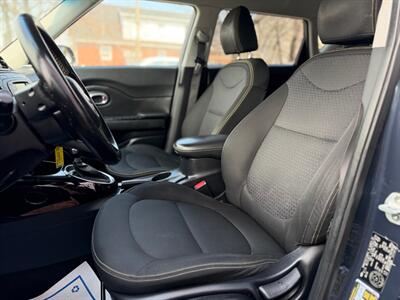 2014 Kia Soul EX   - Photo 7 - Oshawa, ON L1H 3M2