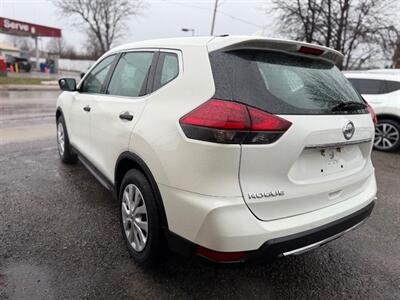 2017 Nissan Rogue S   - Photo 4 - Oshawa, ON L1H 3M2