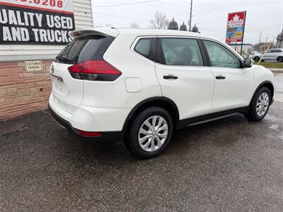 2017 Nissan Rogue S   - Photo 6 - Oshawa, ON L1H 3M2