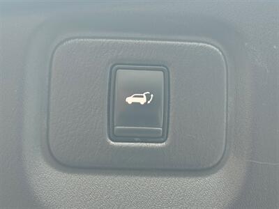 2017 Nissan Pathfinder SL - Photo 15 - Oshawa, ON L1H 3M2