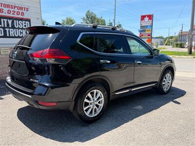 2017 Nissan Rogue SV AWD - Photo 6 - Oshawa, ON L1H 3M2