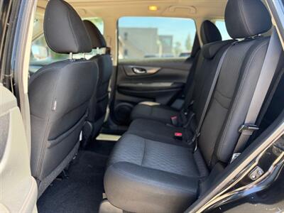 2017 Nissan Rogue SV AWD - Photo 12 - Oshawa, ON L1H 3M2