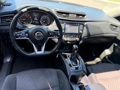 2017 Nissan Rogue SV AWD - Photo 8 - Oshawa, ON L1H 3M2