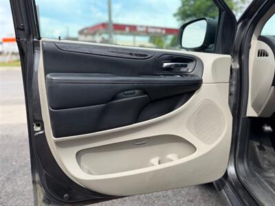 2016 Dodge Grand Caravan - Photo 9 - Oshawa, ON L1H 3M2