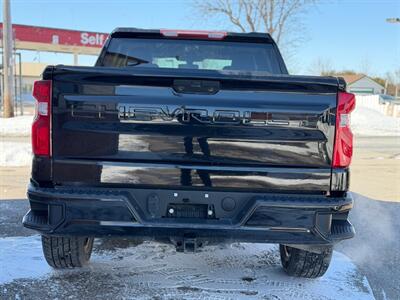2021 Chevrolet Silverado 1500 Custom  4x4 - Photo 5 - Oshawa, ON L1H 3M2