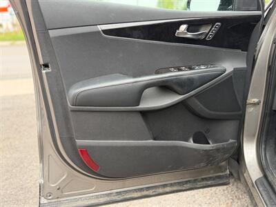2017 Kia Sorento EX  AWD - Photo 12 - Oshawa, ON L1H 3M2