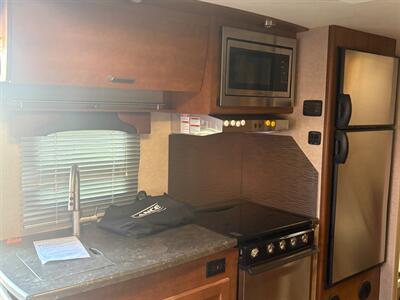 2021 LANCE 1985   - Photo 13 - Santee, CA 92071