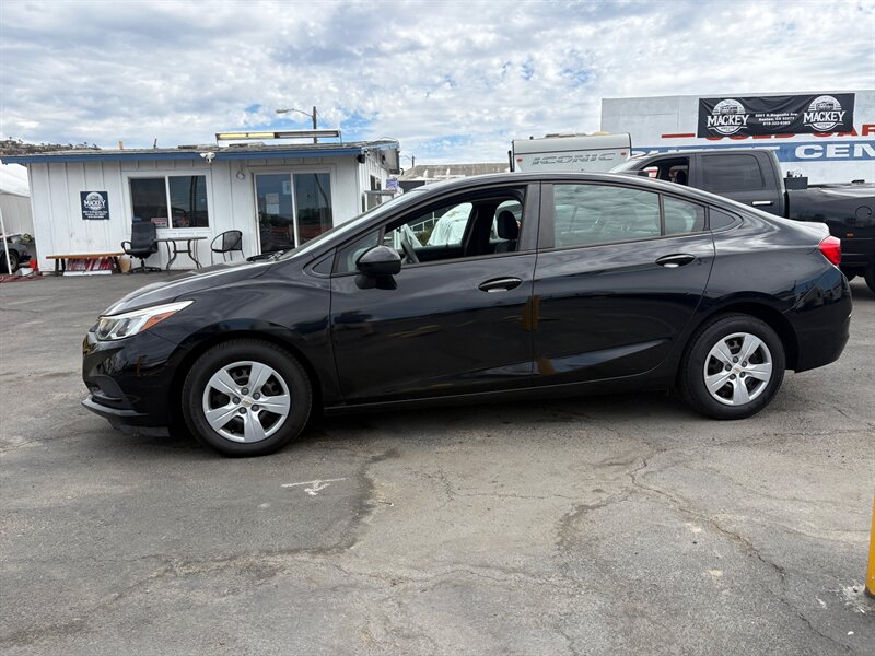 2018 Chevrolet Cruze LS Auto  