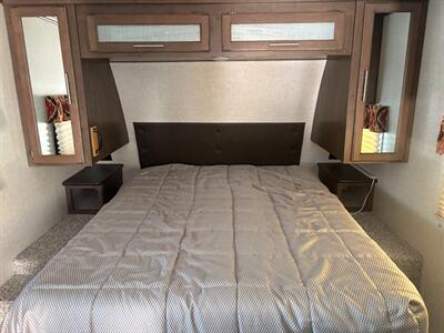 2019 Keystone COUGAR 22RBSWE   - Photo 11 - Santee, CA 92071