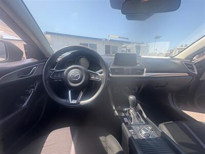 2018 Mazda Mazda3 Sport   - Photo 8 - Santee, CA 92071