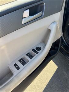 2016 HYUNDAI SONATA 2.4 SE   - Photo 15 - Santee, CA 92071