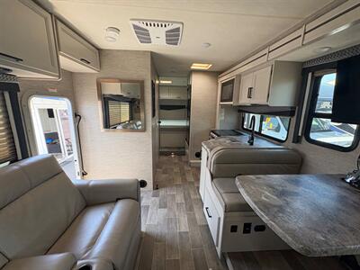 2021 THOR CHATEAU 28Z 28Z   - Photo 17 - Santee, CA 92071