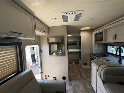 2021 THOR CHATEAU 28Z 28Z   - Photo 14 - Santee, CA 92071