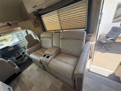2021 THOR CHATEAU 28Z 28Z   - Photo 15 - Santee, CA 92071