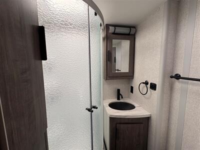 2023 LANCE 2375   - Photo 11 - Santee, CA 92071