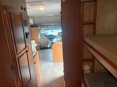 2016 WINNEBAGO MINNIE WINNIE   - Photo 18 - Santee, CA 92071