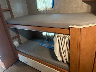 2016 WINNEBAGO MINNIE WINNIE   - Photo 21 - Santee, CA 92071