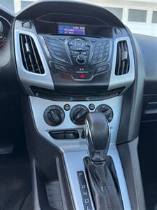 2012 Ford Focus SE - Photo 10 - Santee, CA 92071