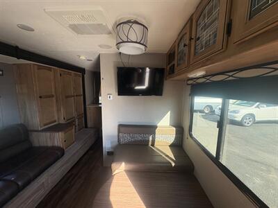 2019 FOREST RIVER FREEDOM EXPRESS ULTRA LITE 246 RKS   - Photo 8 - Santee, CA 92071
