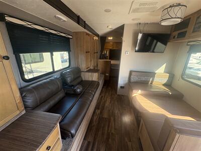 2019 FOREST RIVER FREEDOM EXPRESS ULTRA LITE 246 RKS   - Photo 7 - Santee, CA 92071