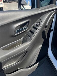 2019 CHEVROLET TRAX AWD LS - Photo 11 - Santee, CA 92071