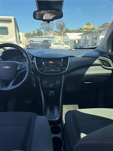 2019 CHEVROLET TRAX AWD LS - Photo 10 - Santee, CA 92071