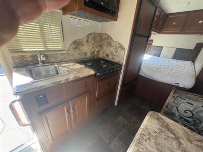 2012 JAMBOREE SEARCHER 23B 23B - Photo 11 - Santee, CA 92071