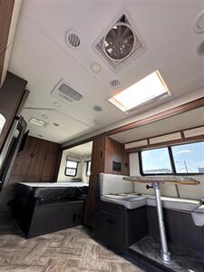 2021 Mercedes-Benz Sprinter SUNSEEKER 2400B - Photo 22 - Santee, CA 92071