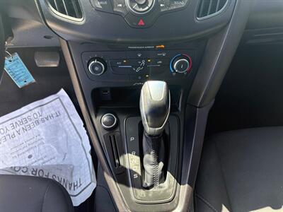 2015 Ford Focus SE   - Photo 10 - Santee, CA 92071