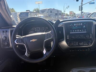 2018 CHEVROLET SILVERADO 1500 Z71 4X4 LT   - Photo 8 - Santee, CA 92071