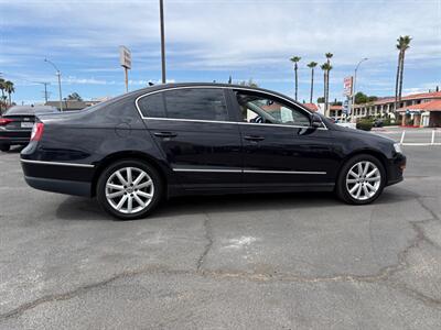 2010 VOLKSWAGON PASSAT KOMFORT PZEV - Photo 5 - Santee, CA 92071