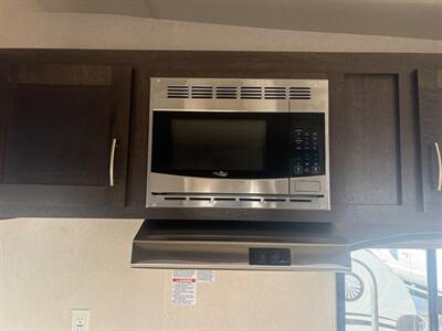 2013 FOREST RIVER STEALTH FS 2413 - Photo 13 - Santee, CA 92071