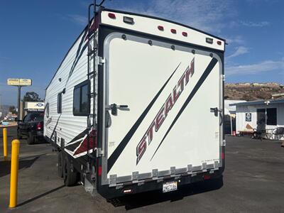 2013 FOREST RIVER STEALTH FS 2413 - Photo 5 - Santee, CA 92071