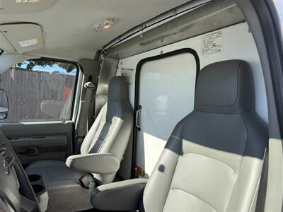 2023 Ford E-350 SD  Box Truck with Liftgate - Photo 26 - Nashville, TN 37210