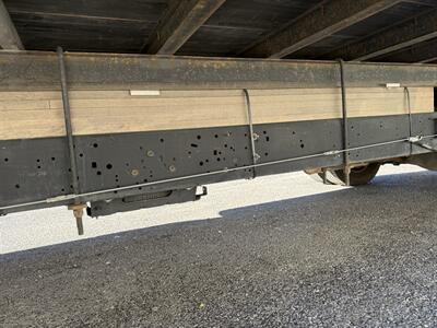 2023 Ford E-350 SD  Box Truck with Liftgate - Photo 17 - Nashville, TN 37210