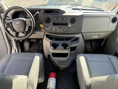 2023 Ford E-350 SD  Box Truck with Liftgate - Photo 51 - Nashville, TN 37210