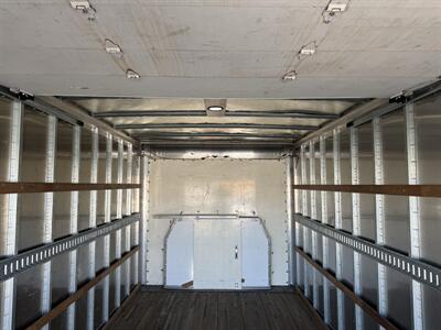 2023 Ford E-350 SD  Box Truck with Liftgate - Photo 49 - Nashville, TN 37210