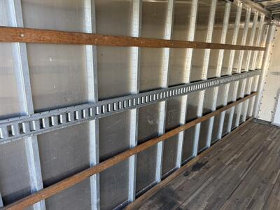 2023 Ford E-350 SD  Box Truck with Liftgate - Photo 53 - Nashville, TN 37210
