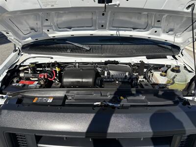 2023 Ford E-350 SD  Box Truck with Liftgate - Photo 24 - Nashville, TN 37210