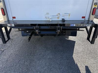 2023 Ford E-350 SD  Box Truck with Liftgate - Photo 42 - Nashville, TN 37210