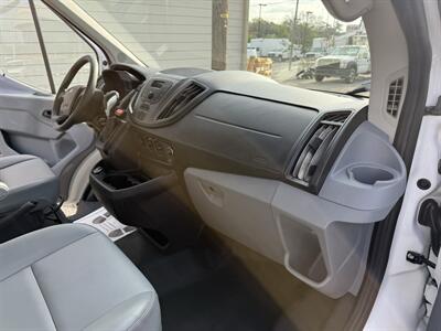 2018 Ford Transit 150 XL  MOBILITY VAN - Photo 32 - Nashville, TN 37210