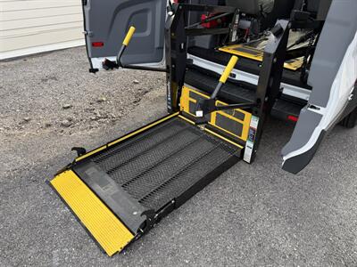 2018 Ford Transit 150 XL  MOBILITY VAN - Photo 5 - Nashville, TN 37210