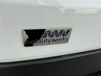 2018 Ford Transit 150 XL  MOBILITY VAN - Photo 43 - Nashville, TN 37210