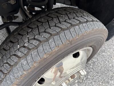 2015 Ford F-450 XL  XL - Photo 3 - Nashville, TN 37210