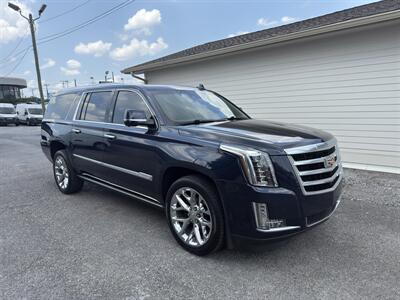 2020 Cadillac Escalade ESV Premium Luxury   - Photo 3 - Nashville, TN 37210